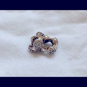 Pandora “Modern Love Pods” Spacer